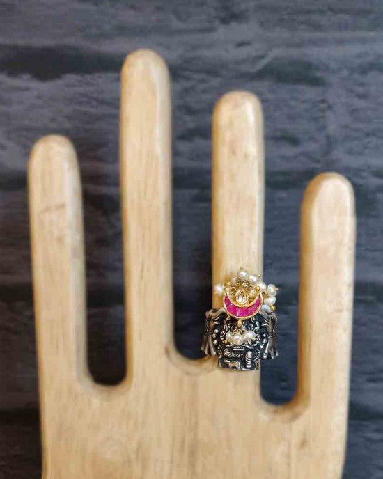 Bold Statement Ring With Pearls And Pink Stones