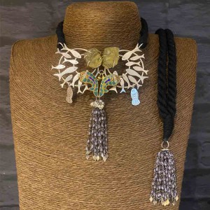 Unique Fish Choker With Tassels And Yellow Stone