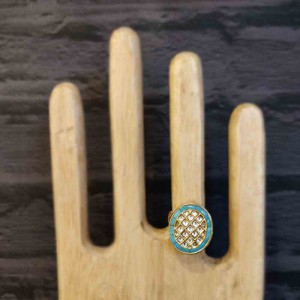 Turquoise Detailing Ring With Kundan Stones