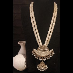 Traditional Fresh Water Pearl Necklace