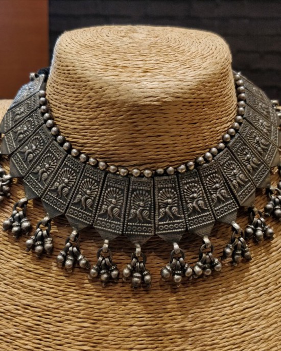 Oxidized Peacock Engraved Choker