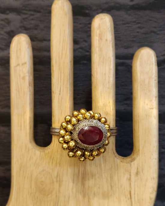 Dual Finger Ring With Ruby Stone