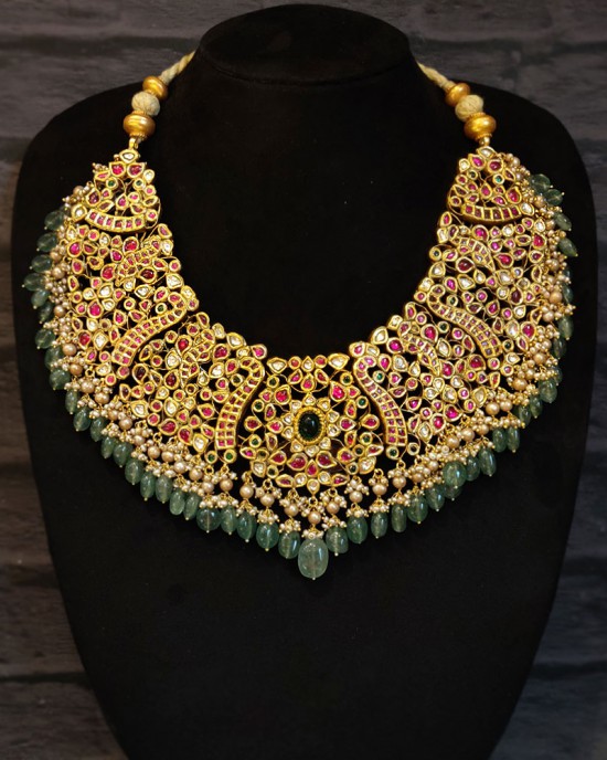 Kundan Neckpiece With Jade Stones