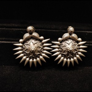 Tribal Stroke Studs