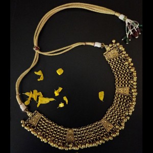 Gold Polished Choker